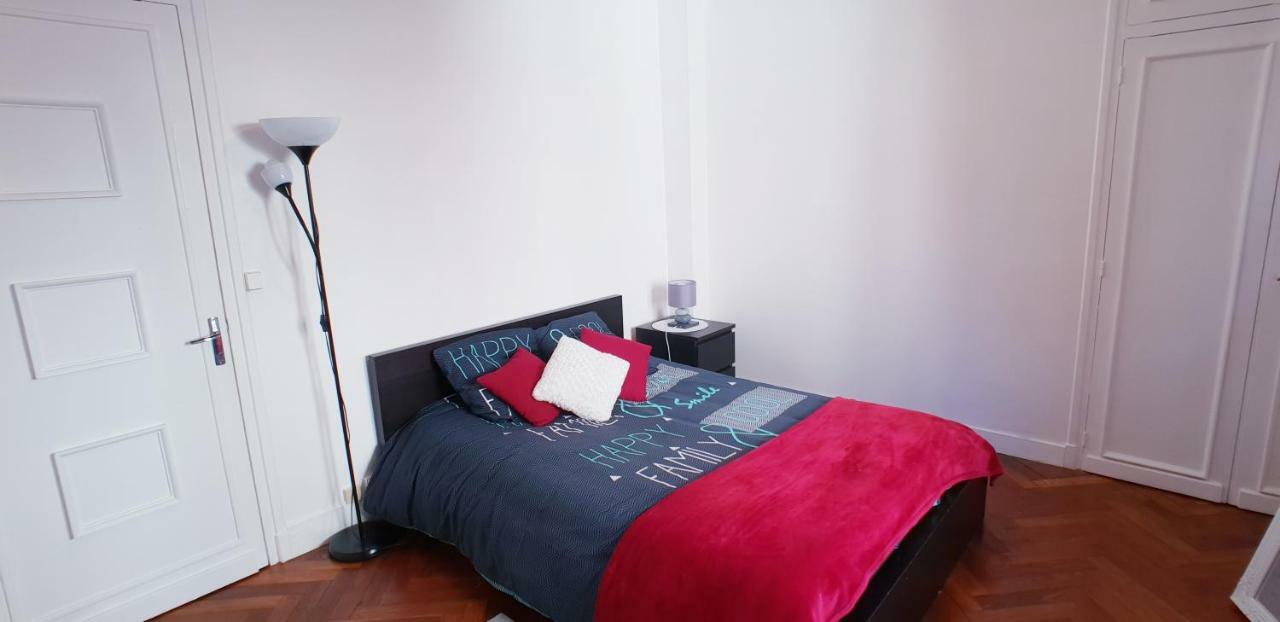 Au 36, Les Apparts Hotel Joigny Dış mekan fotoğraf